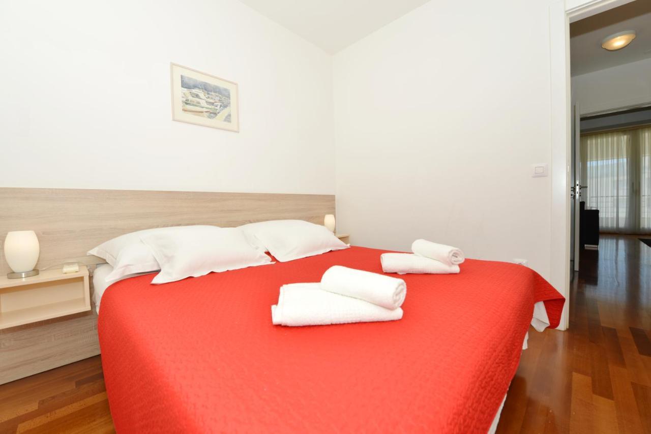 Apartment Ivon Zara Esterno foto